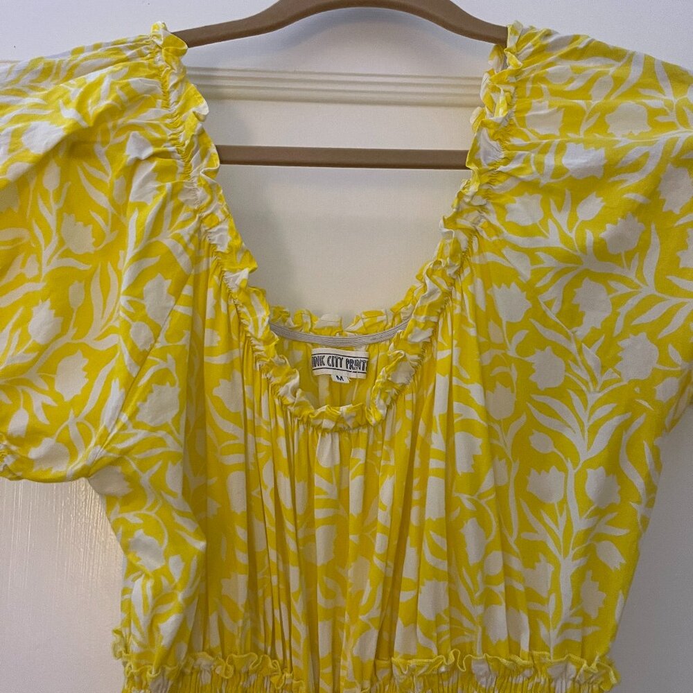 Pink City Prints Yellow Floral Print Dress Size M EUC